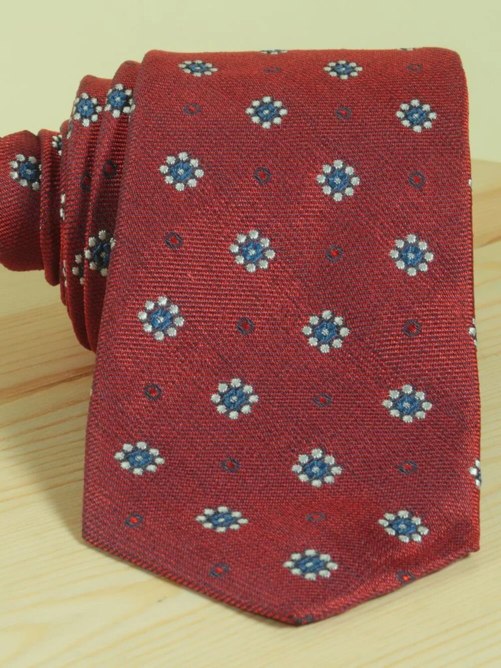 Gitman Bros Medallion Dot Grosgrain Silk Tie Mens Red Blue Silver